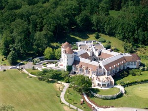 Klúbbhúsið á Paris International frá annarri hlið