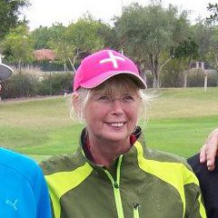 Kristborg Hákonardóttir, GKJ. fór holu í höggi á 9. braut Hlíðarvallar 29. apríl 2014. Mynd: Í einkaeigu