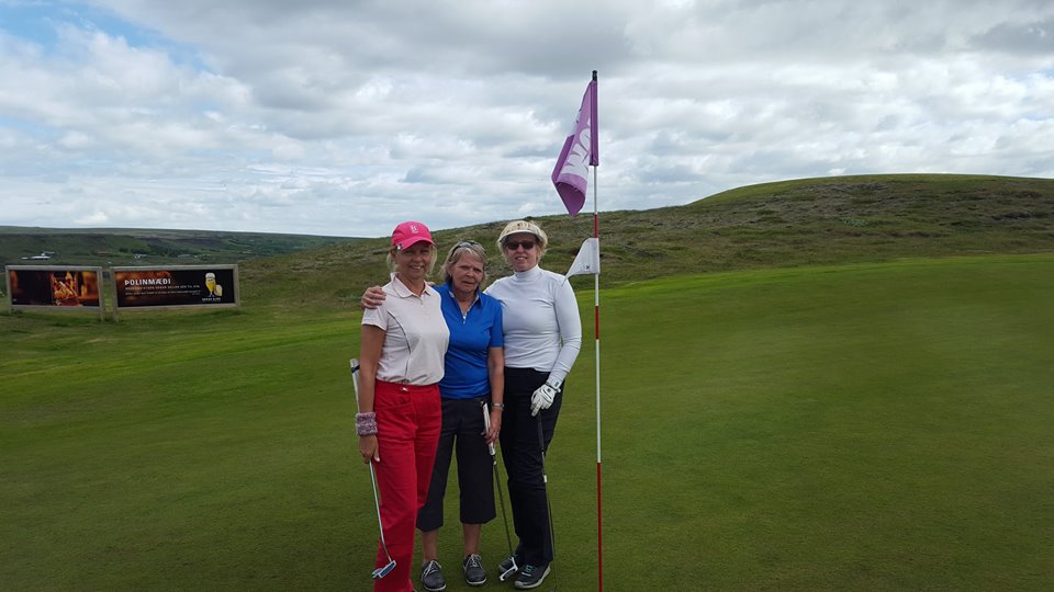 Klúbbmeistari kvenna í GKB 2015 ásamt spilafélögum