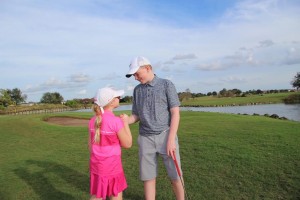 Dagbjartur og systir hans, sem líka er í golfi