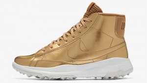 Gylltur Nike golfskór