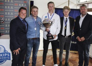 F.v.: Haukur Örn, forseti GSÍ; Haraldur Franklín, GR; sigurvegarinn Aron Snær, GKG; Guðmundur Ágúst, GR og Hjörtur Freyr, markaðsstjóri Securitas.. Mynd: GSÍ