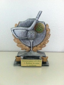 1. verðlaunin í 1. flokki kvenna hjá GÓ flott